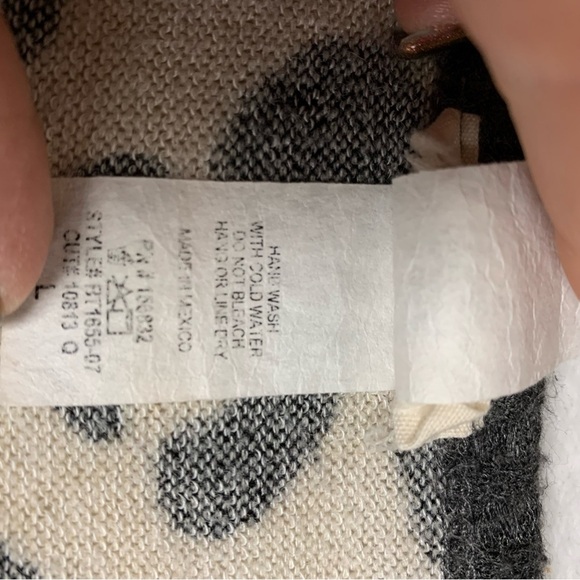 BiBi large beige/black Leopard Print V-Neck Sweater - Picture 3 of 8